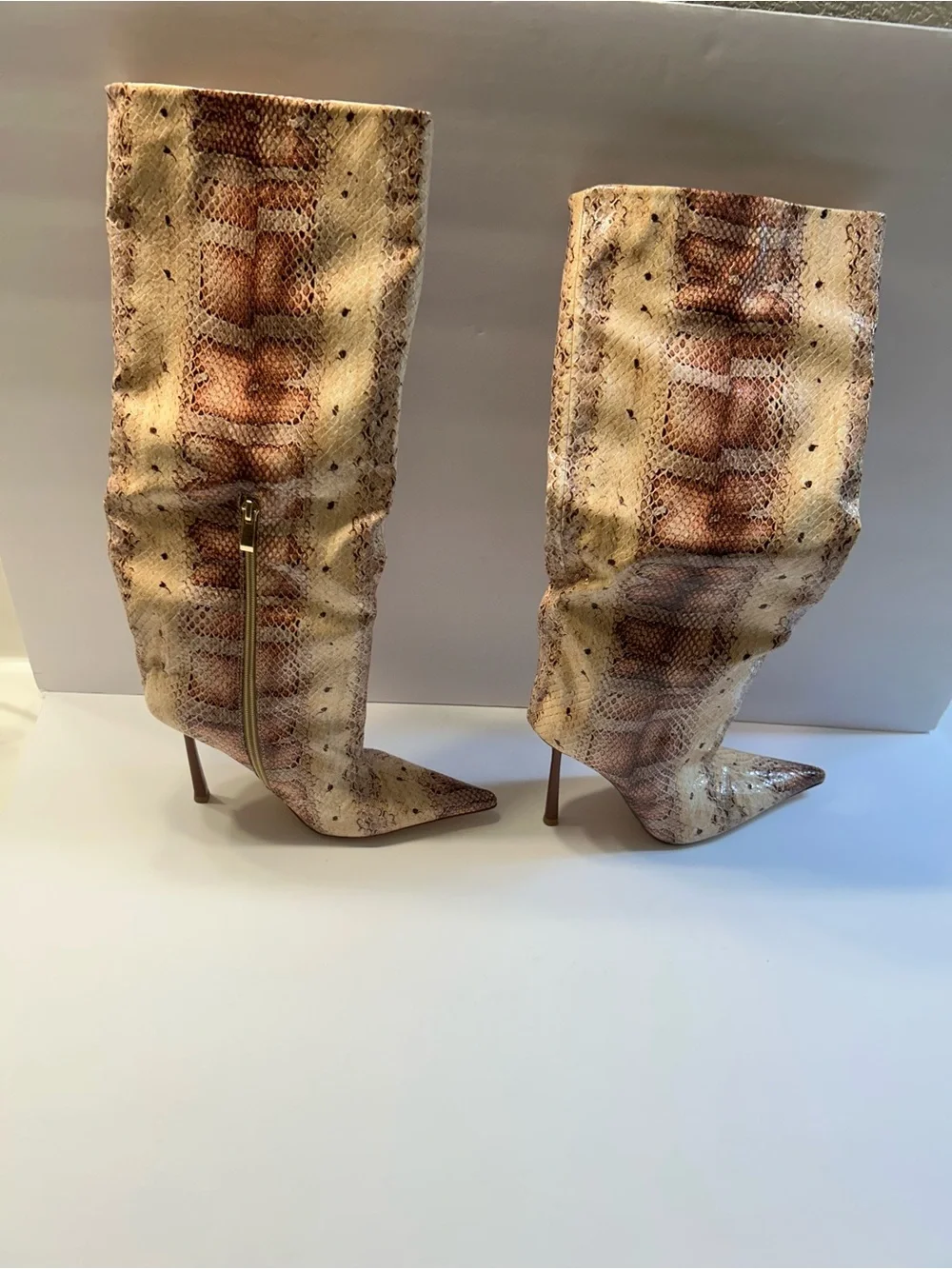 NWOT AZALEA WANG MADEYE NUDE SNAKE STILETTO BOOT